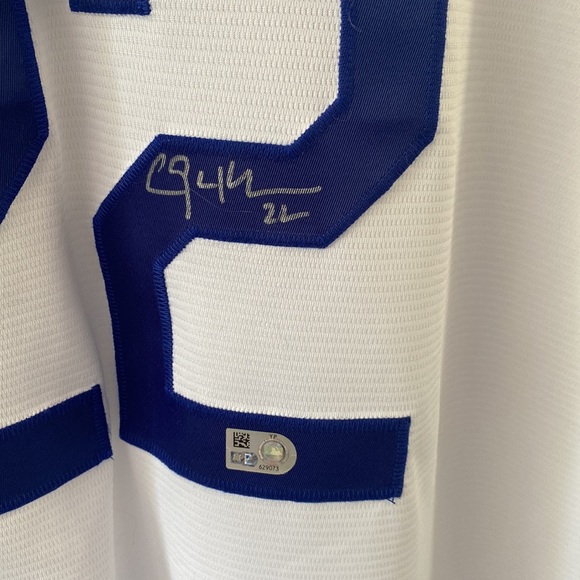 Nike Genuine Rep Clayton Kershaw Autographed Jersey MLB Halogram Authentication - Picture 3 of 5